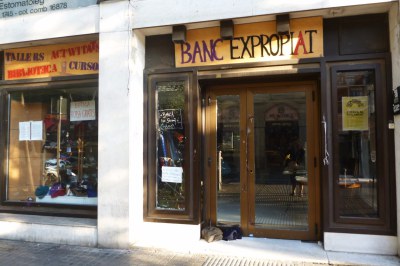 Banc-Expropiat_barna