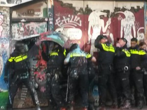 cops-paint-spui